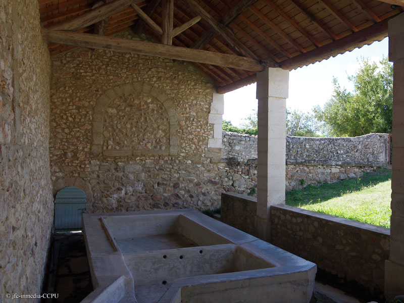 LaBastide Lavoir 01