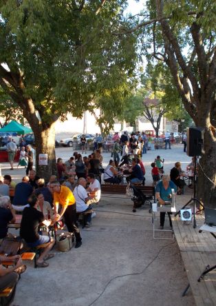 Marché Nocturne à Saint Maximin